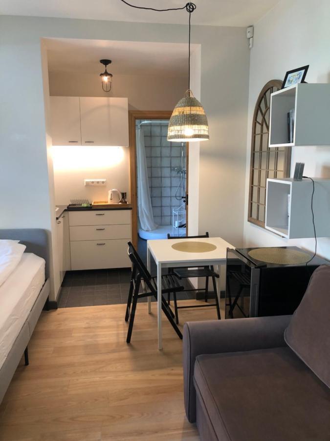 Sisters Beach Apartments Лиепая Экстерьер фото