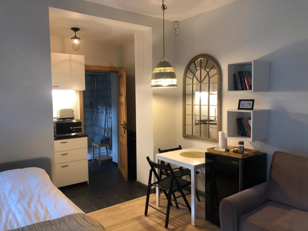 Sisters Beach Apartments Лиепая Экстерьер фото