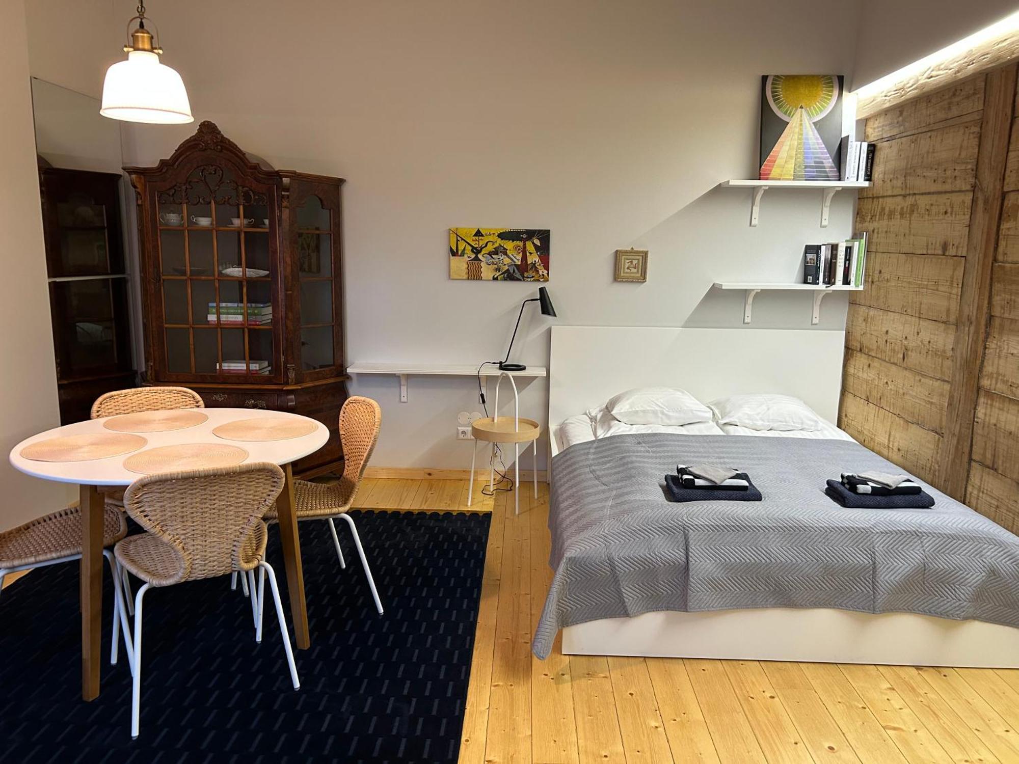 Sisters Beach Apartments Лиепая Экстерьер фото