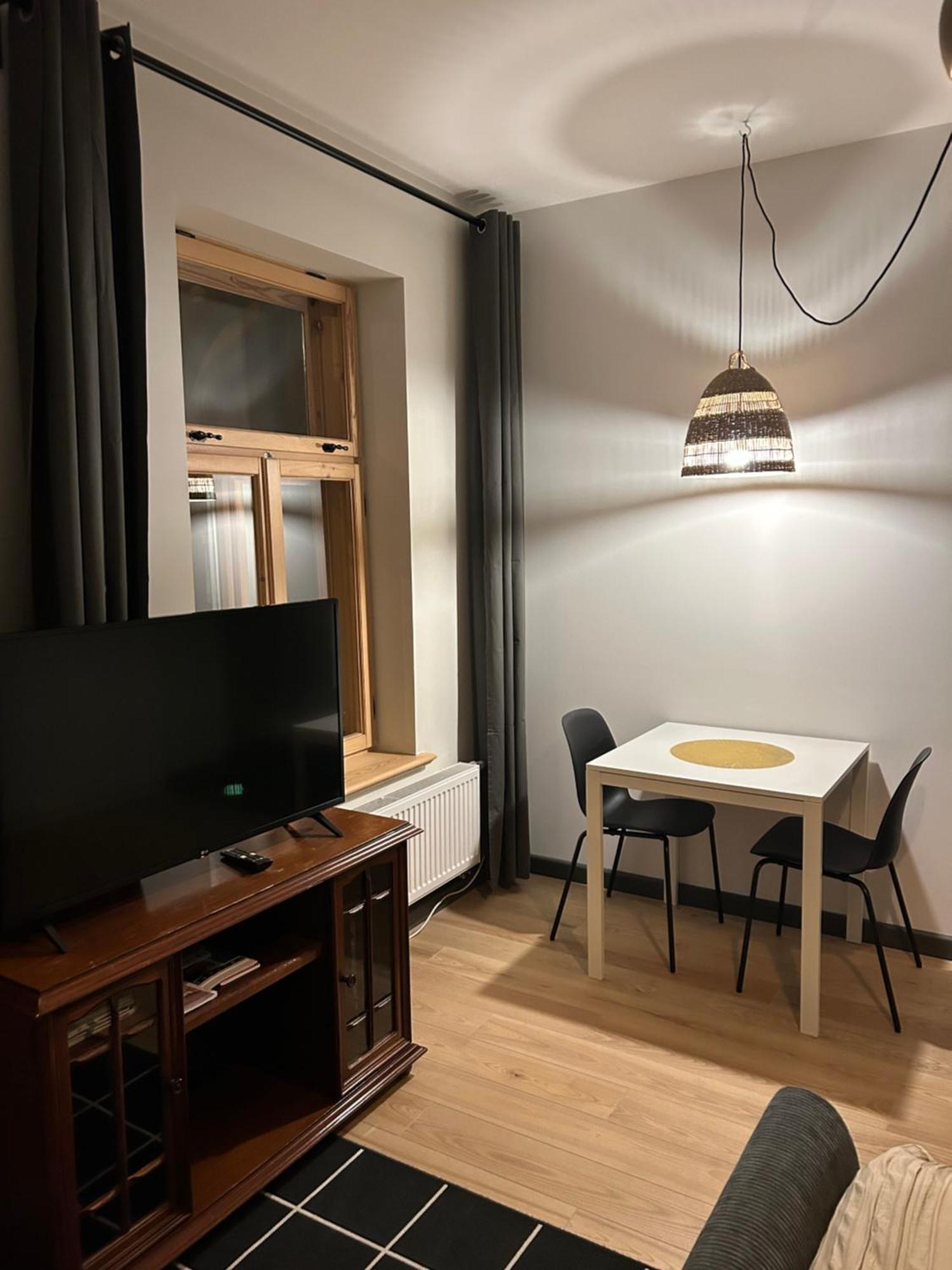 Sisters Beach Apartments Лиепая Экстерьер фото
